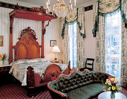 Summer rates make it easy to plan a New Orleans trip on a budget